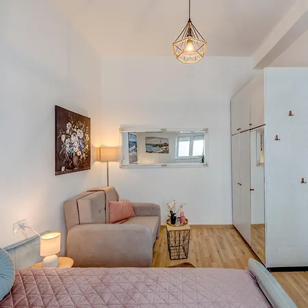 Matoš Seaside Luxury Escape Mimice