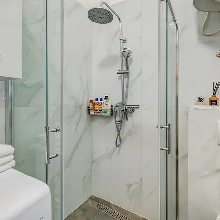 Matos Seaside Luxury Escape